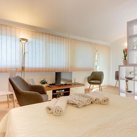 Holiday Home Batel Pula Exterior foto